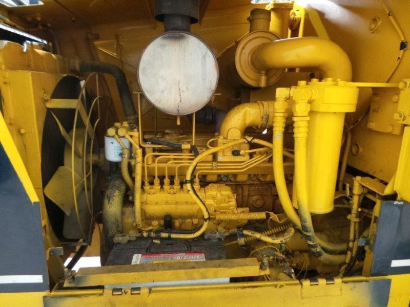 KOMATSU GD355A-1