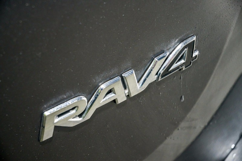 2015 TOYOTA RAV4 GXL ZSA42R