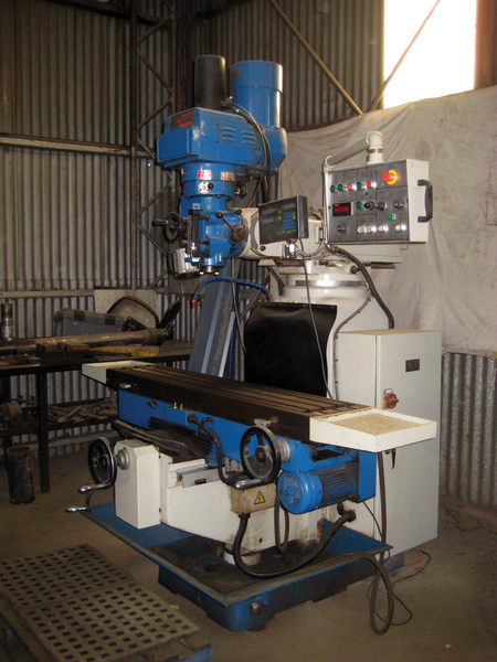 HAFCO BM-70VE TURRET MILLING MACHINE