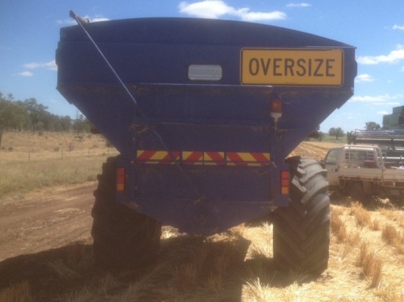 Custom 18T Harvester chaser bin