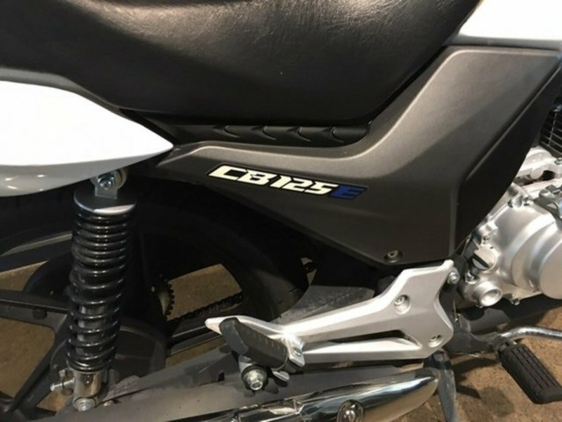 2012 HONDA CB125E
