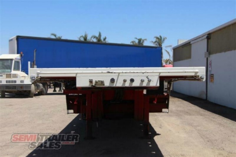 2012 MOORE Semi 48FT Drop Deck Mega Tilt