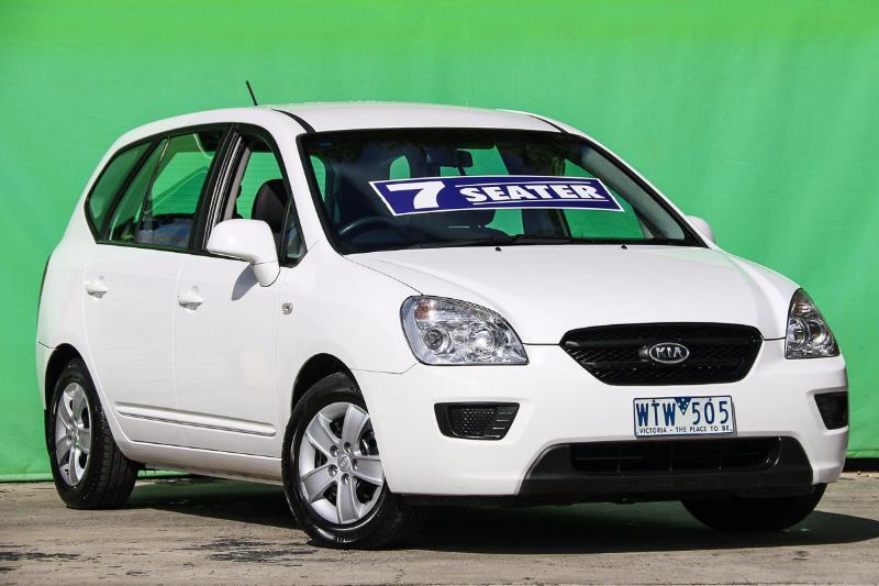 2008 KIA RONDO UN