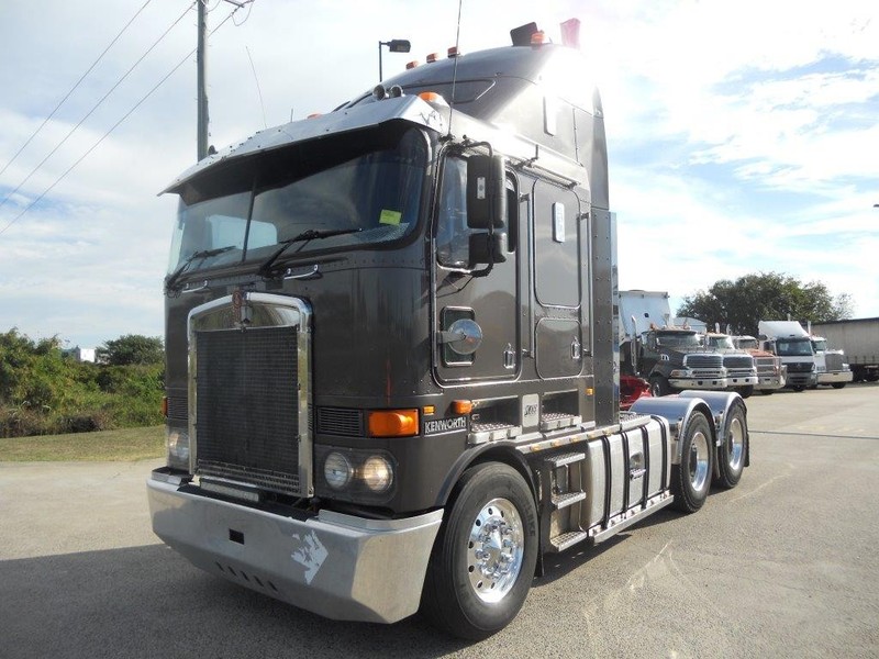 2010 KENWORTH K108 Aerodyne K108 Truck
