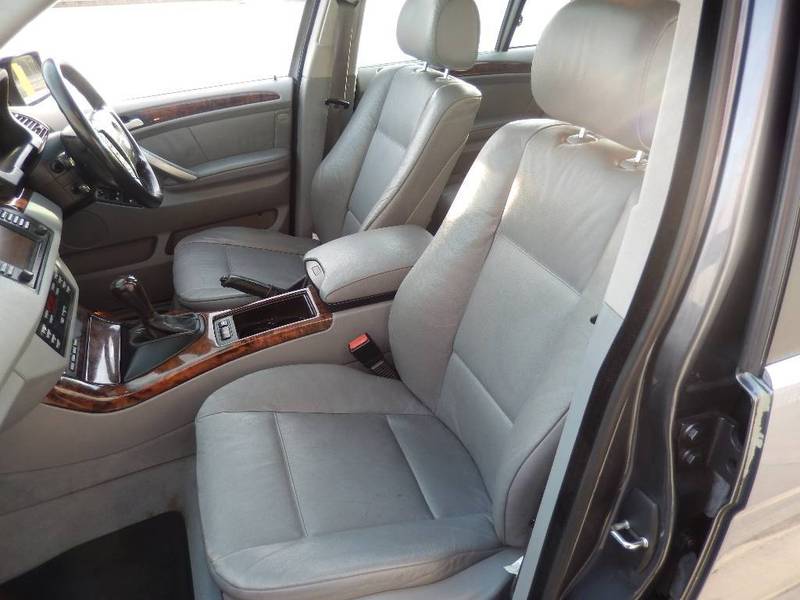 2003 BMW X5 4.4i E53