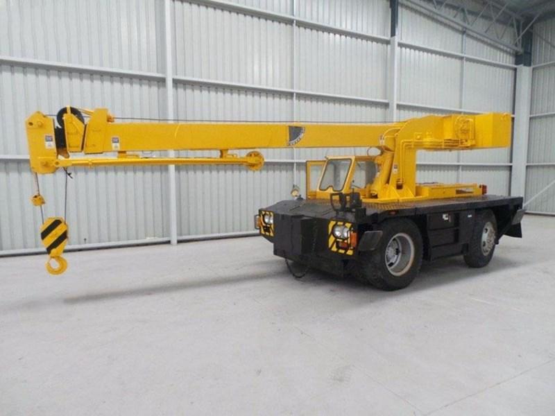 1985 IHI PICROVER MOBILE CRANE