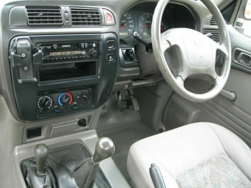 2002 NISSAN PATROL DX (4x4) GU