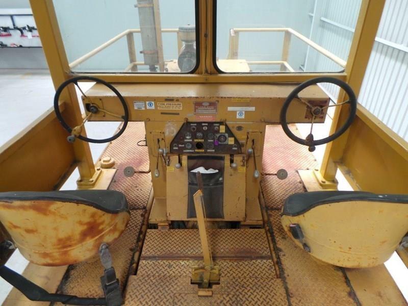 1979 MOORE SP1511 ROLLER