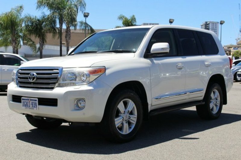 2012 TOYOTA LANDCRUISER SAHARA (4x4) VDJ200R MY12