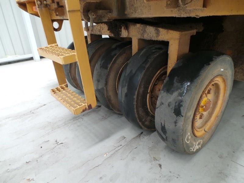 1979 MOORE SP1511 ROLLER