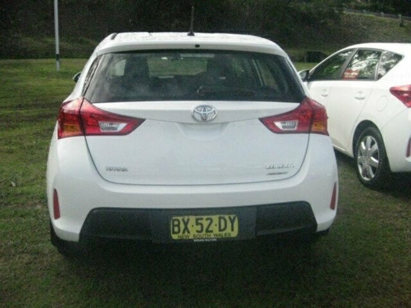 2013 TOYOTA COROLLA ASCENT ZRE182R