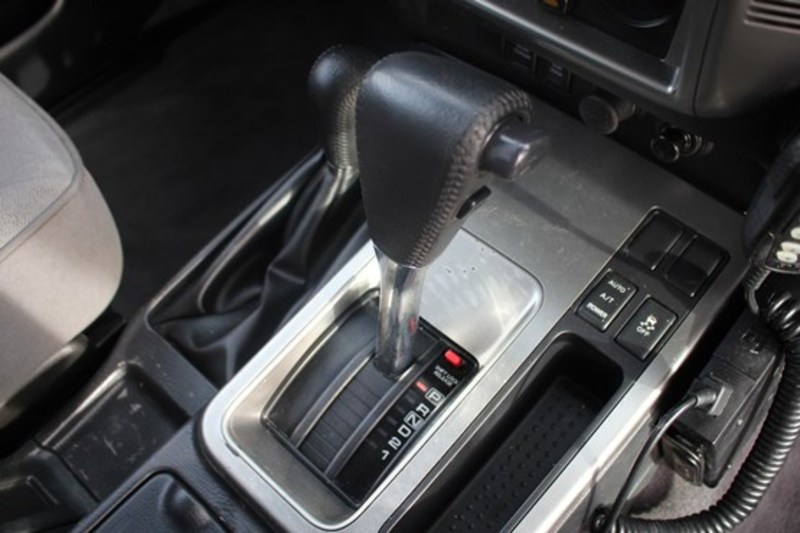 2012 NISSAN PATROL ST GU 8