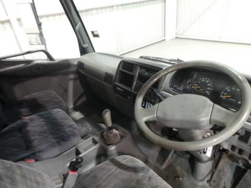 2004 MITSUBISHI FIGHTER FRIDGE TRUCK