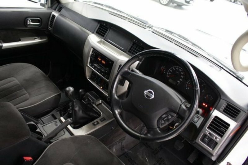 2006 NISSAN PATROL ST-S (4x4) GU IV