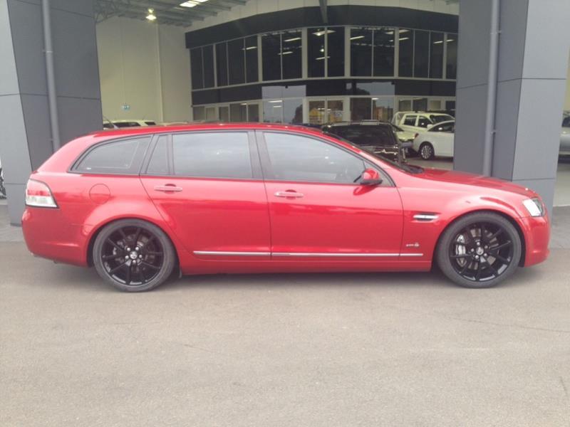 2010 HOLDEN CALAIS V REDLINE EDITION VE II