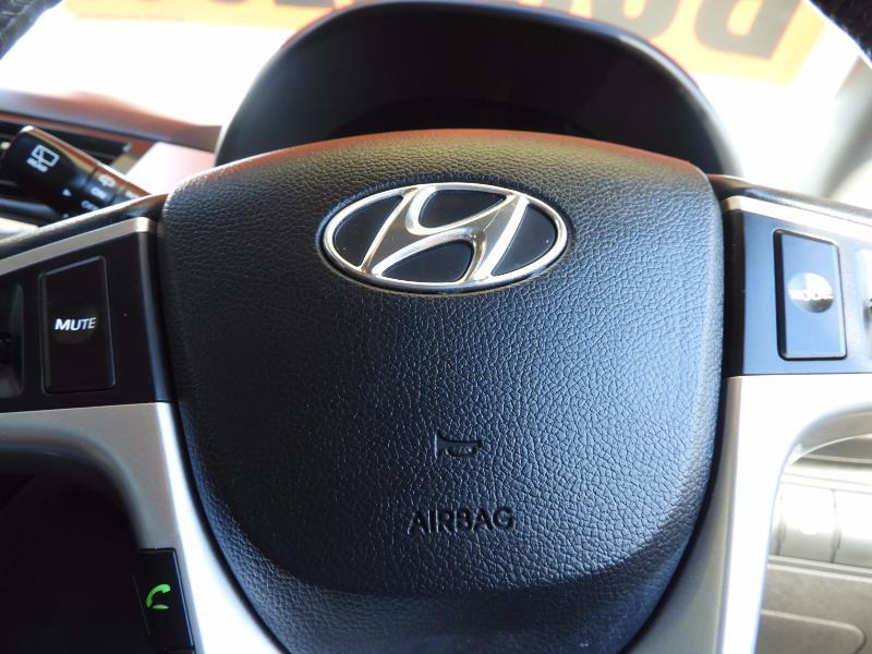 2012 HYUNDAI ACCENT PREMIUM RB
