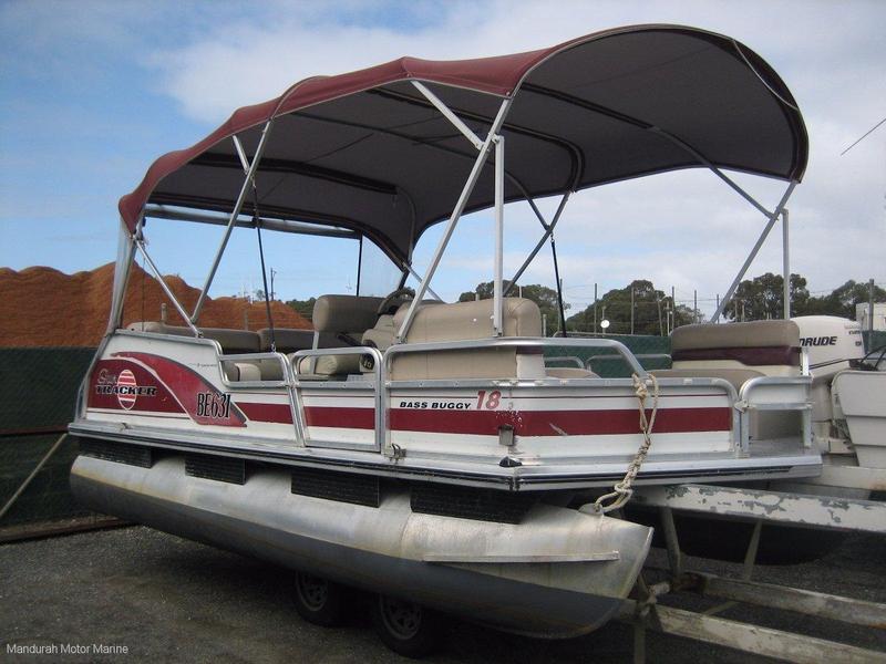 Sun Tracker Bass Buggy 18