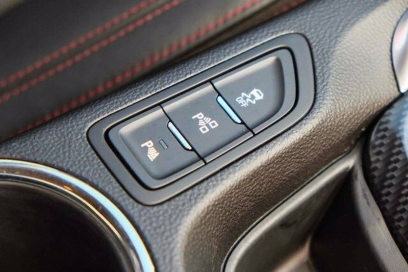 2015 HOLDEN COMMODORE SS-V REDLINE VF MY15