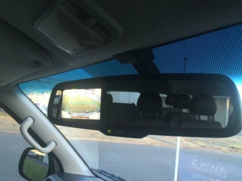 2013 TOYOTA HIACE COMMUTER KDH223R MY12 UPGRADE