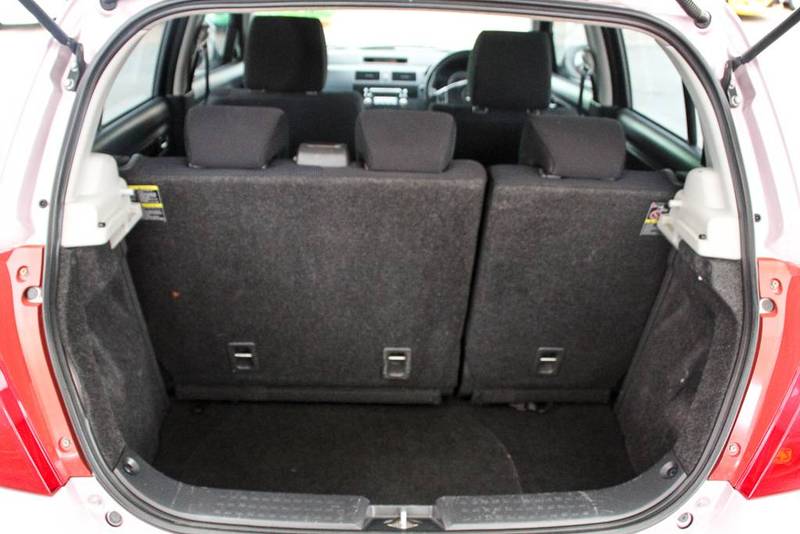 2006 SUZUKI SWIFT S EZ