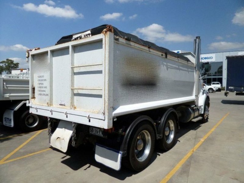 2007 STERLING LT9500HX