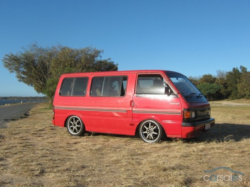 1985 FORD ECONOVAN Mild Custom