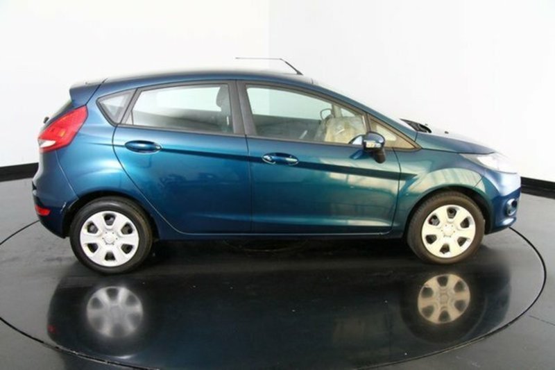 2010 FORD FIESTA LX WS
