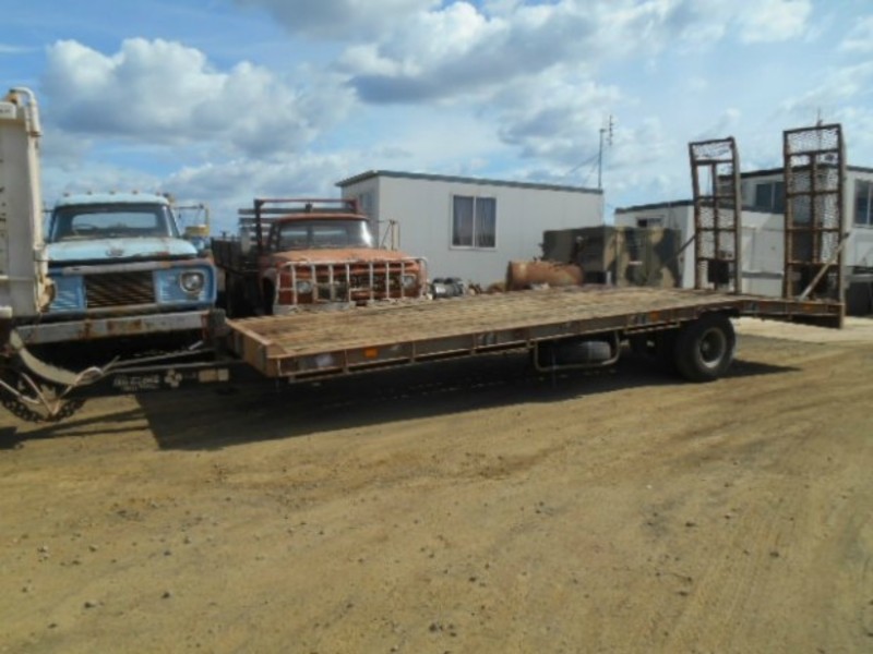 1993 Tag A Long TagPlant(with ramps) Pig Trailer