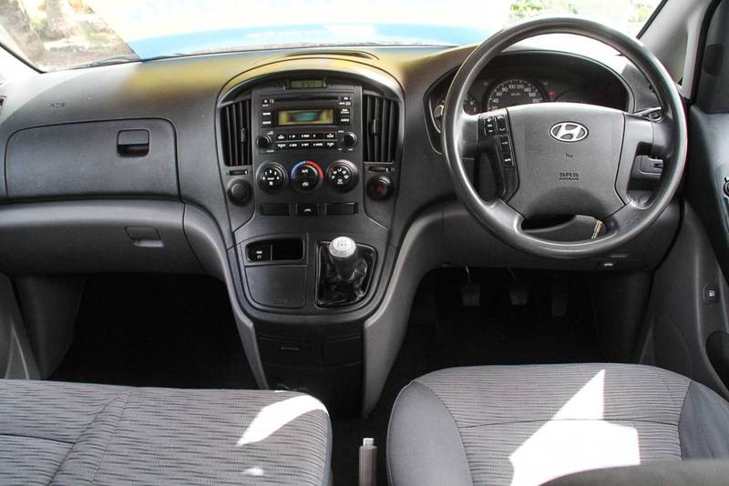 2009 HYUNDAI iLOAD Crew Cab TQ-V