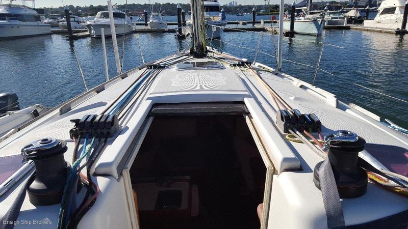 Dufour 40 Performance