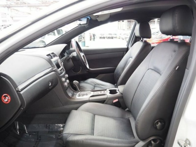 2012 HOLDEN CALAIS VE II MY12.5