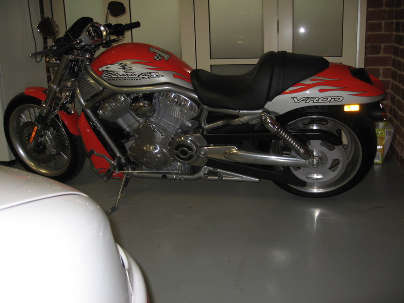 2007 HARLEY-DAVIDSON SCREAMIN' EAGLE VRSCX V-ROD LIMITED EDITION