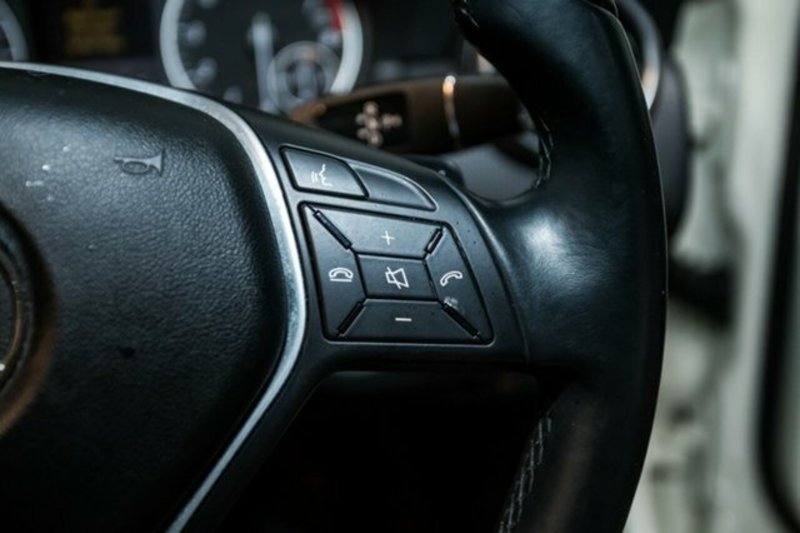 2014 MERCEDES-BENZ A180 BE 176 MY14