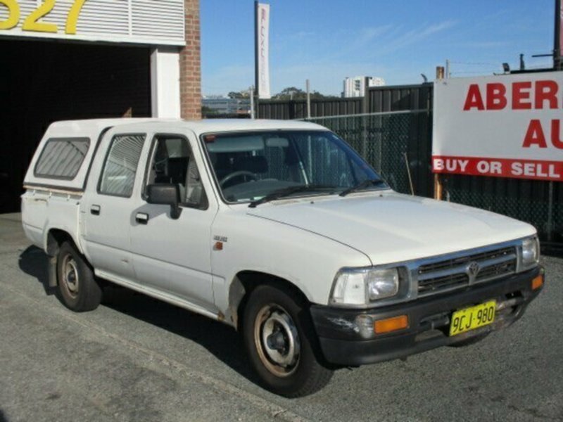 1995 TOYOTA HILUX RN85R