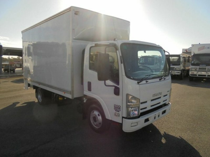 0 ISUZU NPR200 200 Medium NPR200