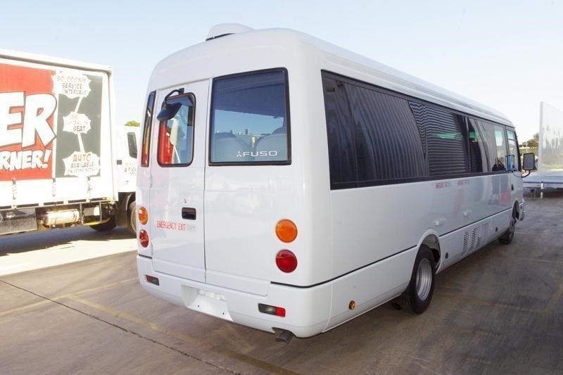 2016 FUSO Rosa Rosa Bus