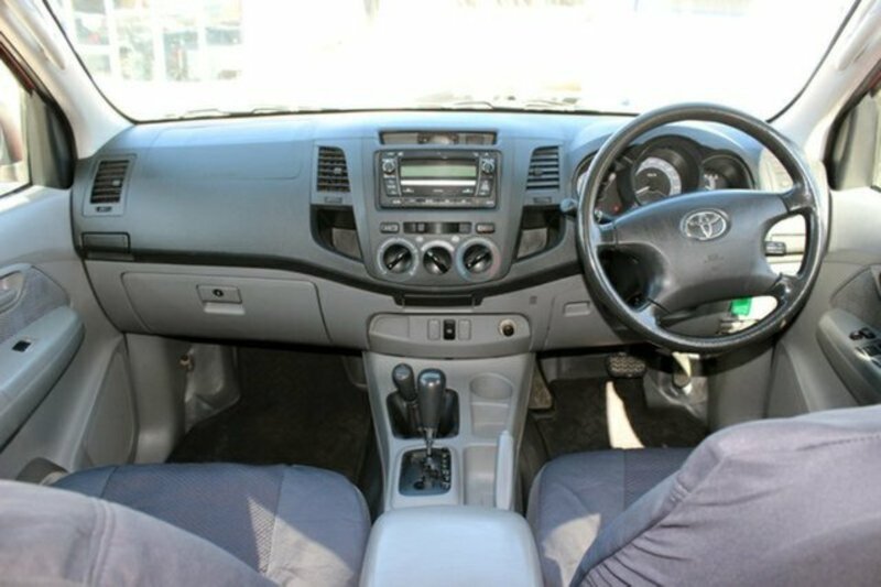 2008 TOYOTA HILUX SR (4x4) GGN25R 08 UPGRADE