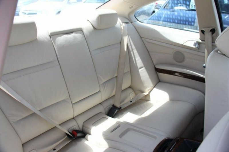 2008 BMW 3 23i E92