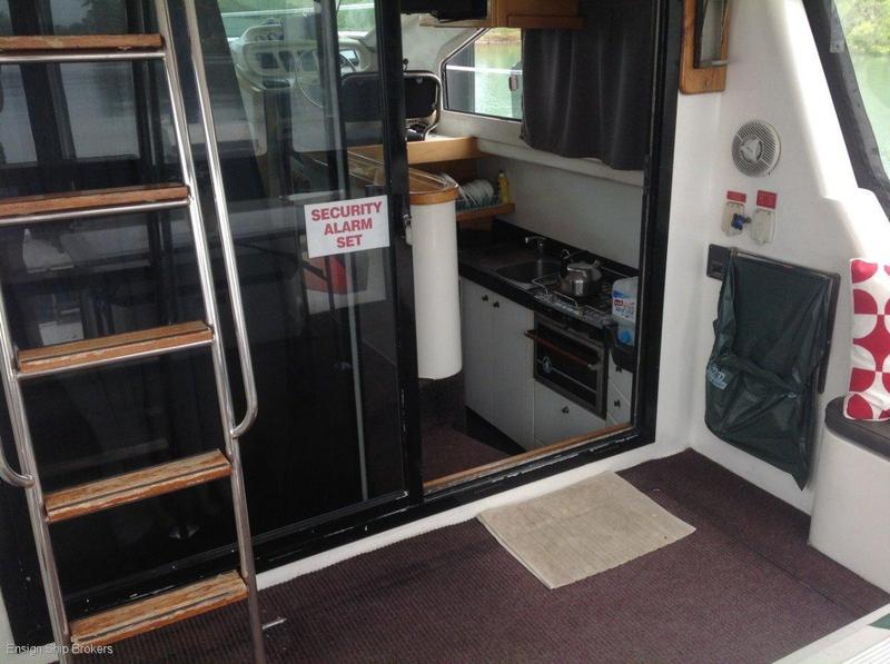 Integrity 37 Flybridge