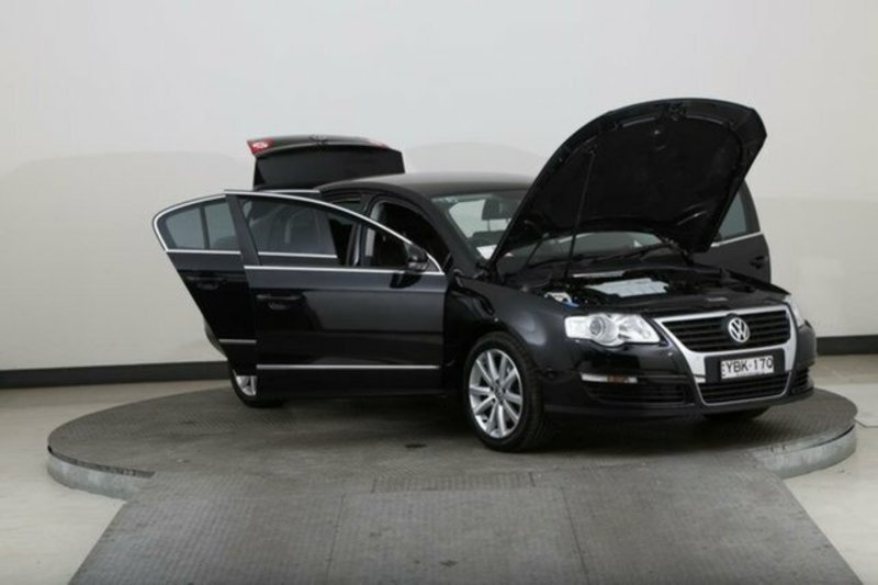 2010 VOLKSWAGEN PASSAT 125 TDI 3C MY10