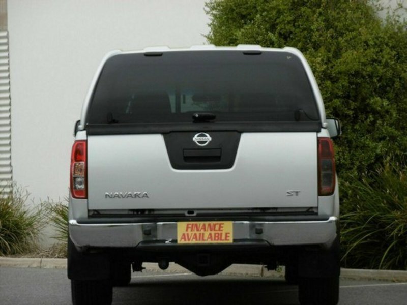 2012 NISSAN NAVARA ST (4x4) D40