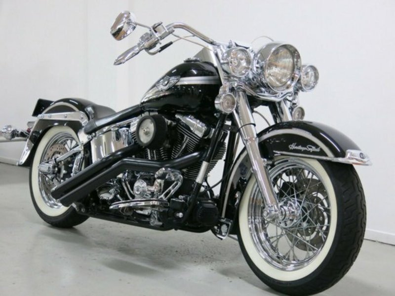 2003 HARLEY-DAVIDSON FLSTC Heritage Softail Classic