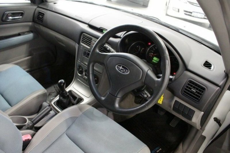 2005 SUBARU FORESTER X MY05