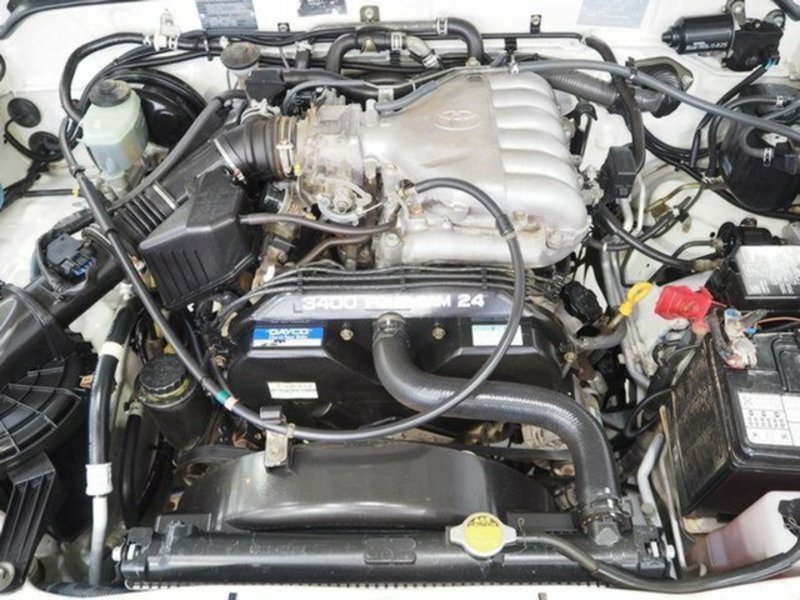 2003 TOYOTA HILUX (4x4) VZN167R