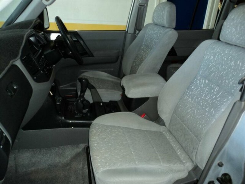 2000 MITSUBISHI PAJERO GLX LWB (4x4) NM