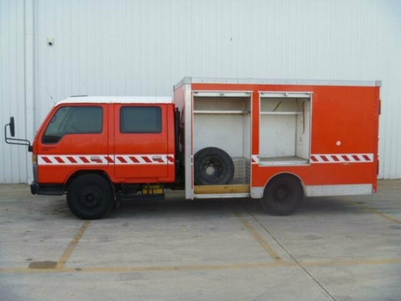 1990 FORD TRADER