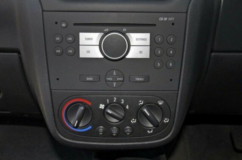 2005 HOLDEN BARINA CD XC MY05