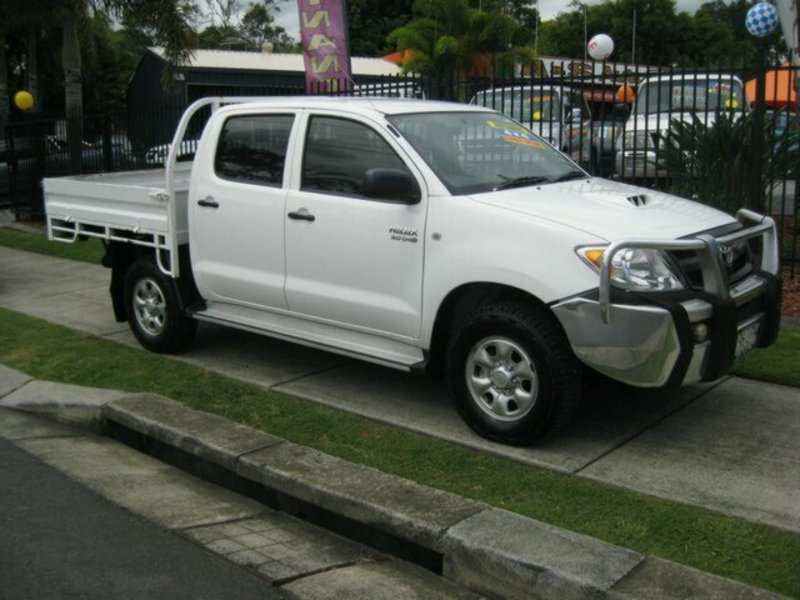 2008 TOYOTA HILUX SR, 4x4, TURBO DIESEL, Upgrade