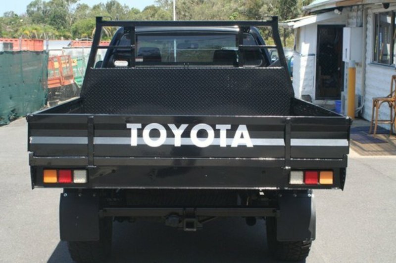 2009 TOYOTA HILUX SR (4x4) KUN26R 09 UPGRADE
