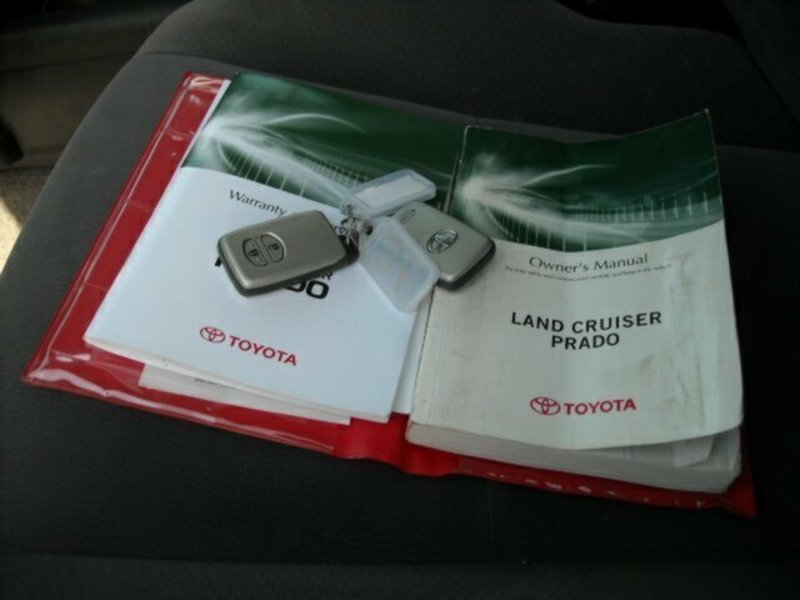 2011 TOYOTA LANDCRUISER PRADO GX (4x4) KDJ150R